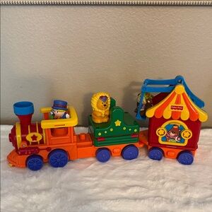 VINTAGE Fisher-Price Little People Musical Circus Train